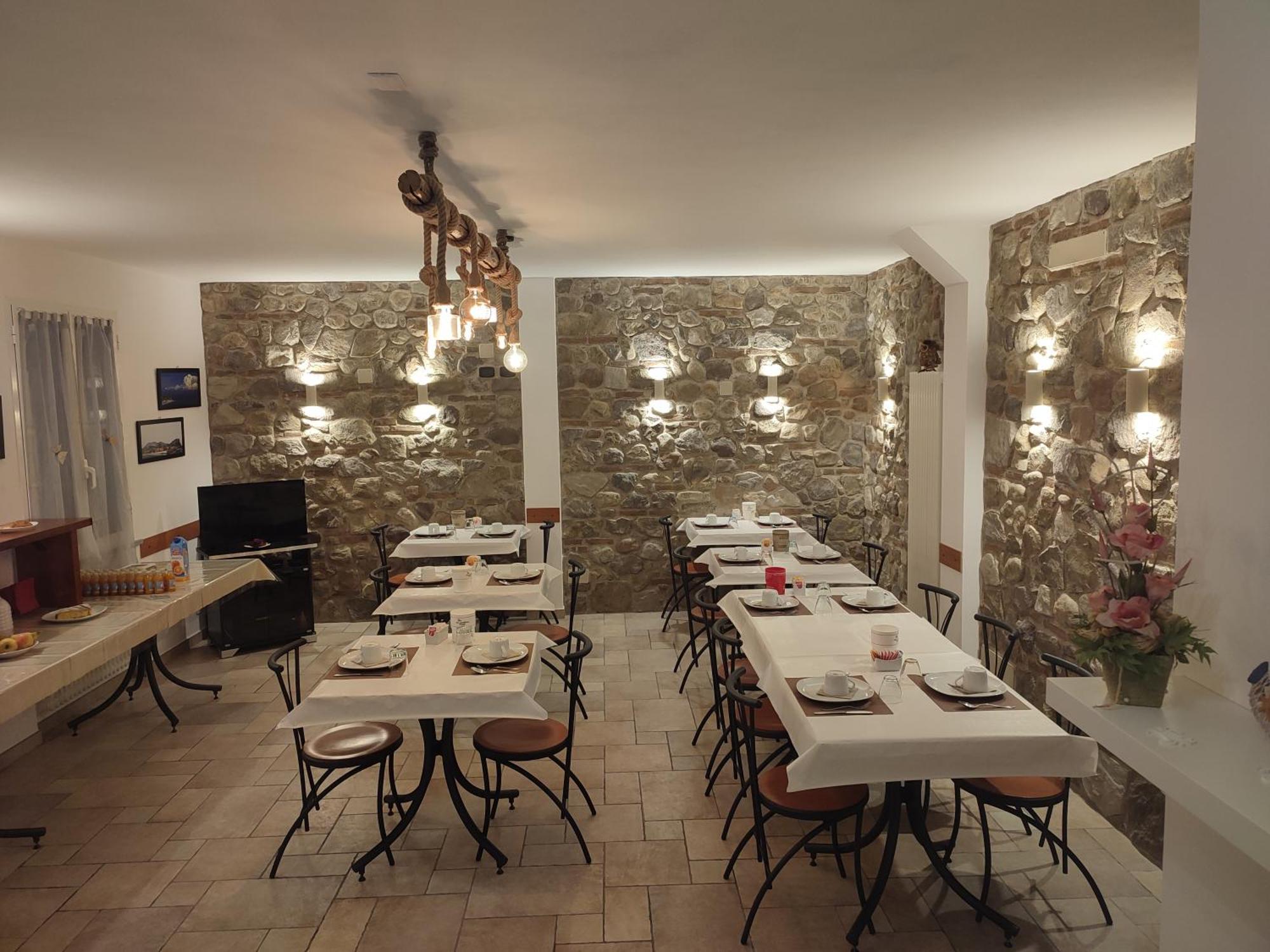 Locanda Ca De Rusitta Vezzi Portio ภายนอก รูปภาพ
